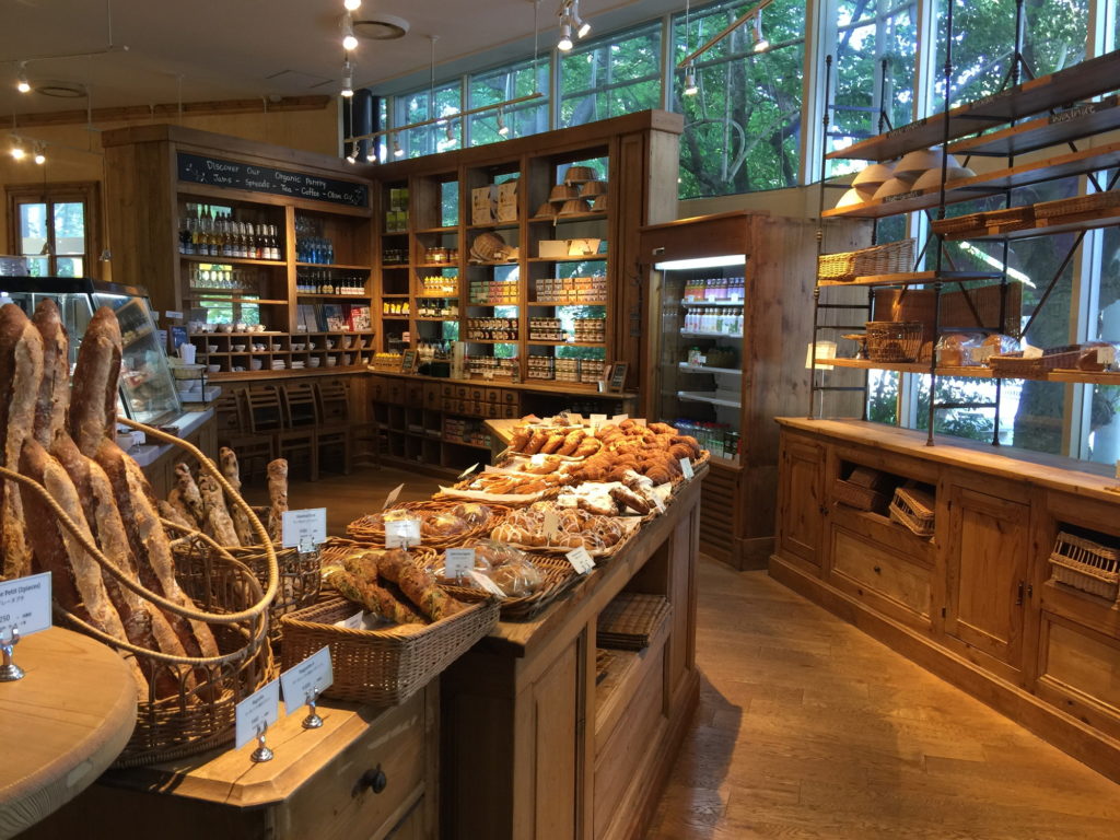 ル・パン・コティディアン 芝公園店のパン売り場