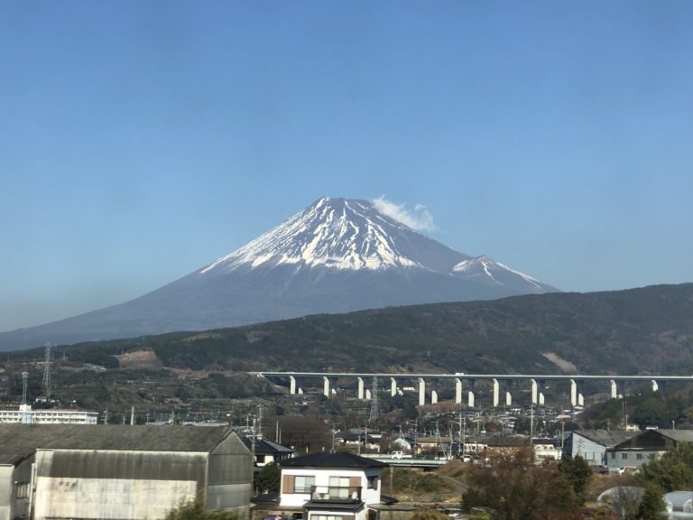 新幹線車内から見えた富士山その１