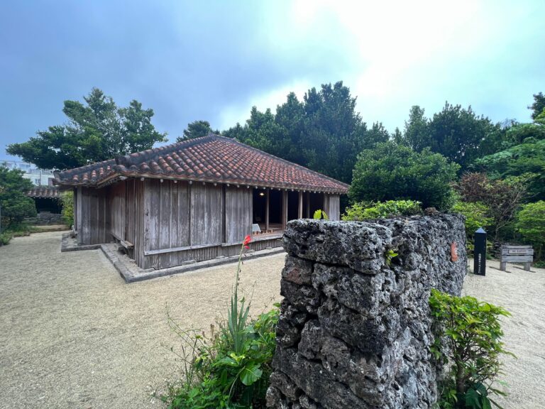 竹富島の伝統的な家
