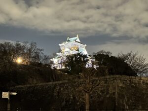 夜の大阪城