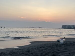 夏の海と夕暮れ